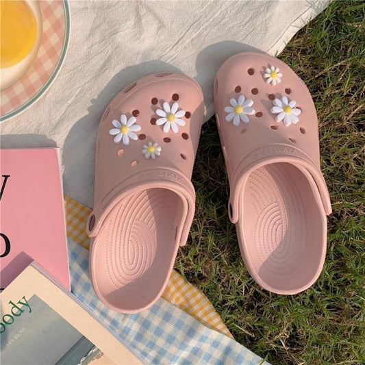 Editor’s Pick: Cloud Crocs Vibe
